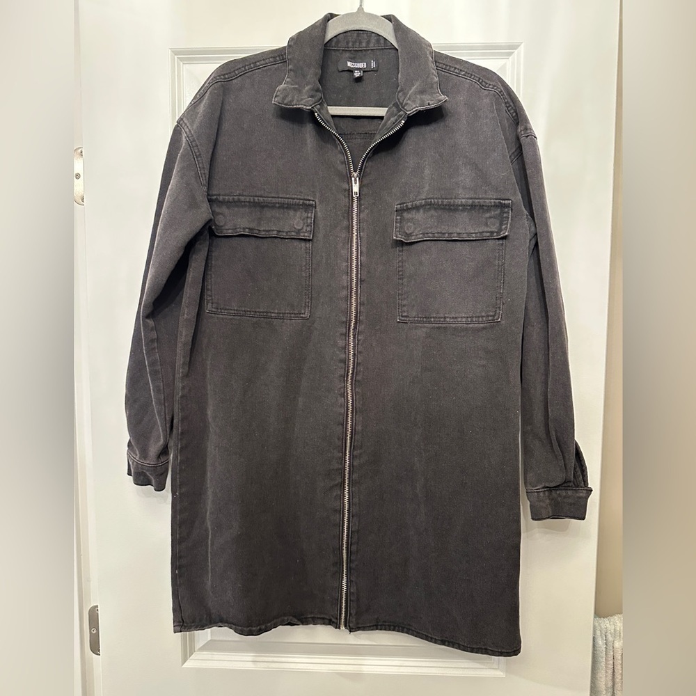 Missguided oversized long zip up black Jean jacket| size 4